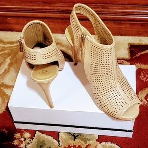 Ann Taylor Marissa Peeptoe Shooties